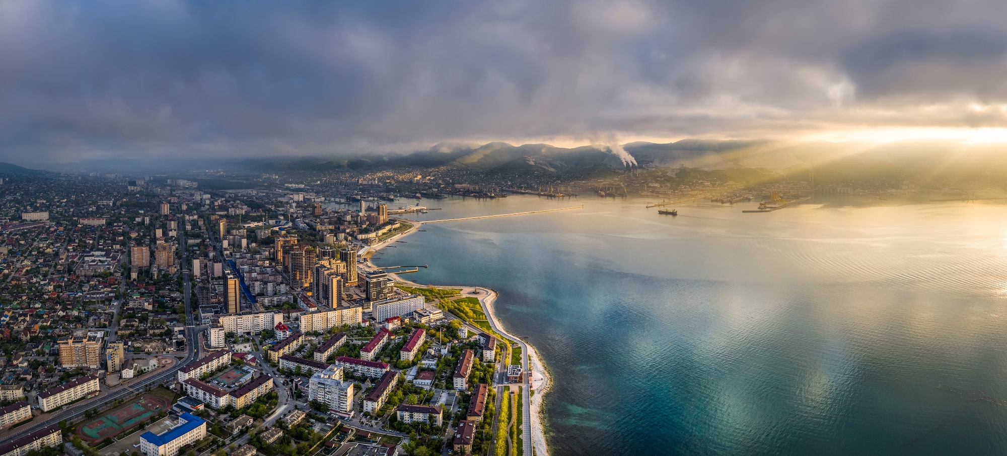 Панорама Новороссийска с высоты